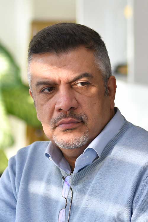 آقای کامران اخباری